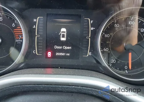 2018 Jeep Cherokee Latitude Plus Fwd из США, поврежденный, VIN 1C4PJLLBXJD537947